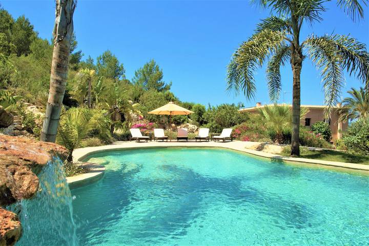 Villa für 10 Personen, mit Balkon und Garten