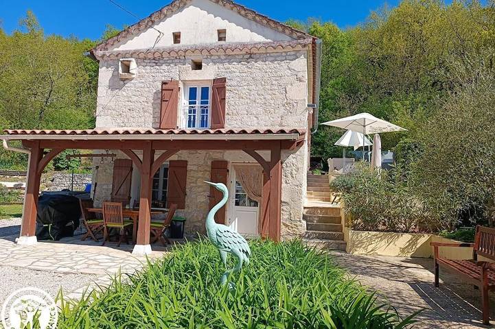 Maison de vacances pour 4 personnes, avec jardin à Montcuq
