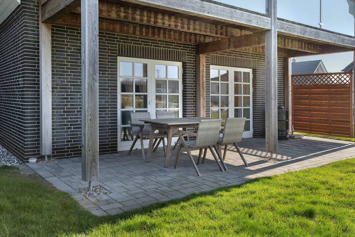 Ferienwohnung für 8 Personen, mit Balkon und Garten sowie Sauna in Am Peenestrom - 2