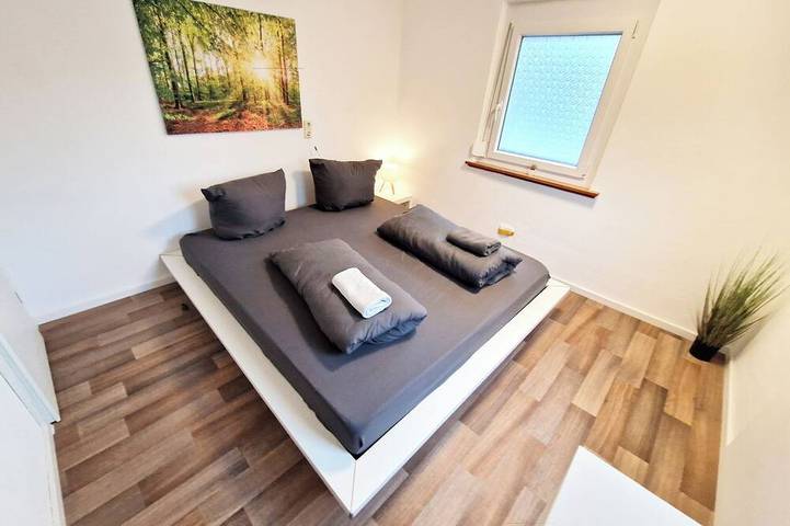 Ganze Wohnung, Traumdomizil zum Wohlfühlen mit Sonnenbalkon nur 5 min vom Europa-Park in Europa-Park, Rheinhausen