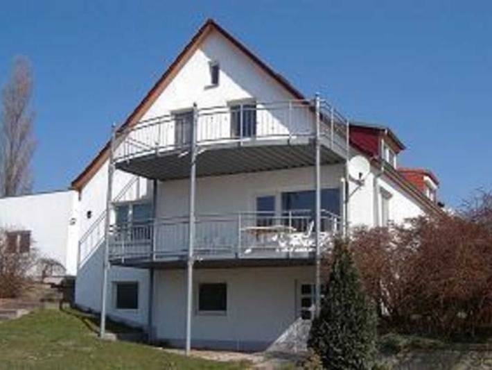 Bungalow für 5 Personen, mit Balkon und Garten sowie Seeblick in Breege