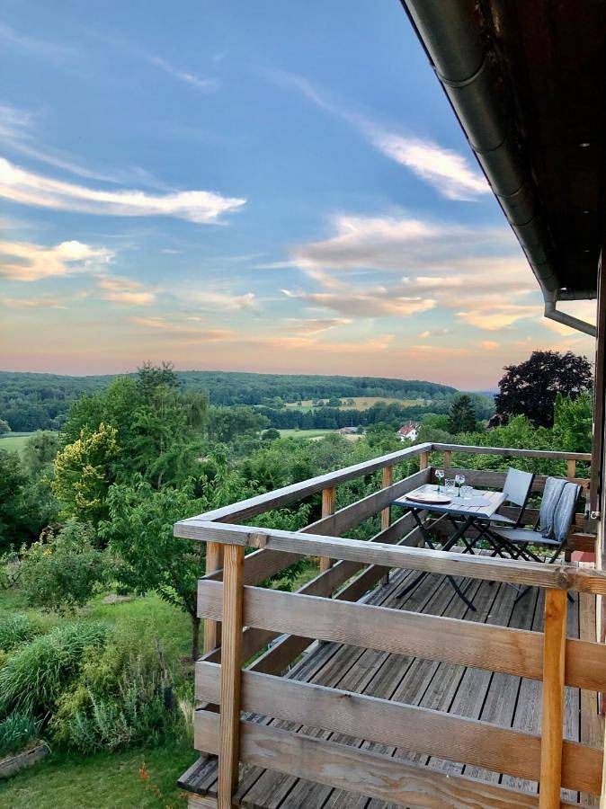 Gîte pour 4 personnes, avec Balcon ainsi que Terrasse et Vue à Oberbronn