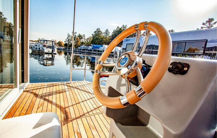 Hausboot für 4 Personen, mit Seeblick und Terrasse in Brandenburg - 3