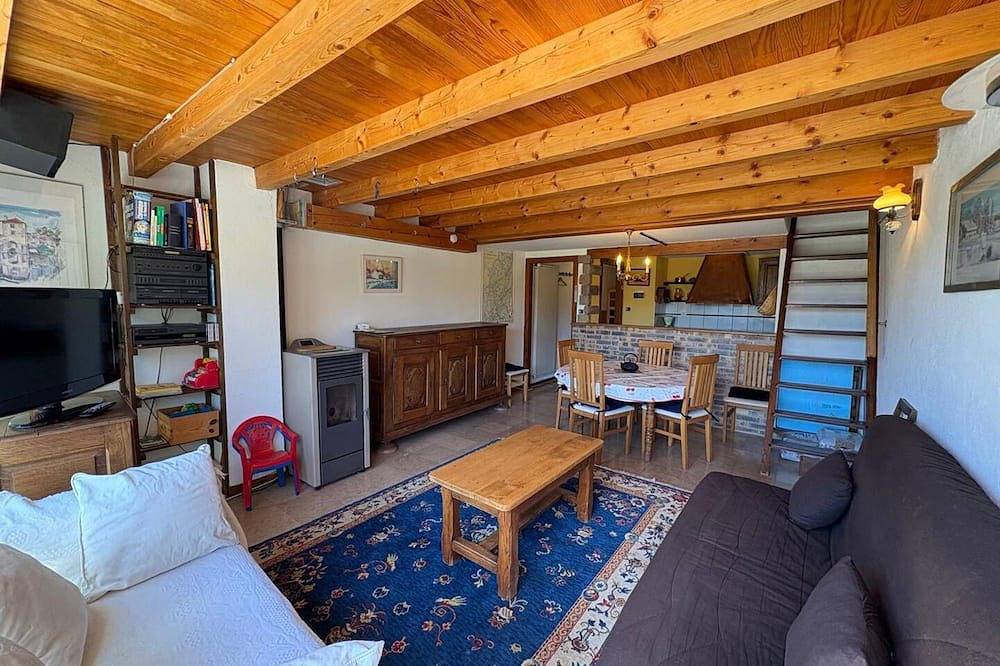 Entire apartment, Appartement 6 vacanciers au cœur de Métabief in Mouthe-Lac et Mont d’Or, Doubs