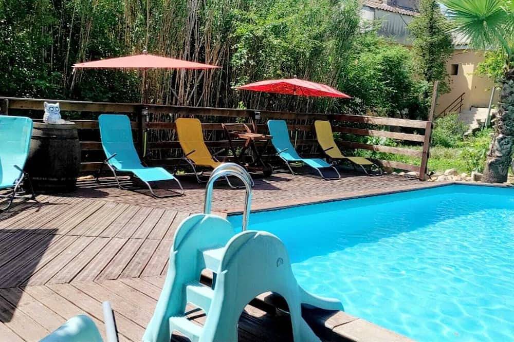 Appartement De Vacances pour 4 Personnes dans Orange, Provence