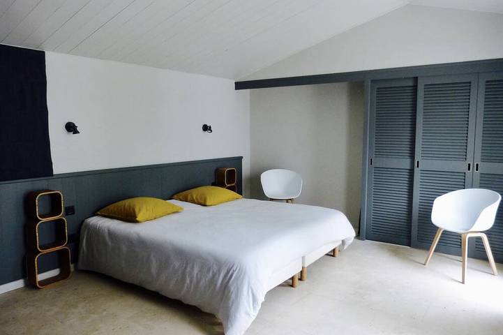 Location de vacances pour 12 personnes, avec jardin et terrasse à Loix - 2