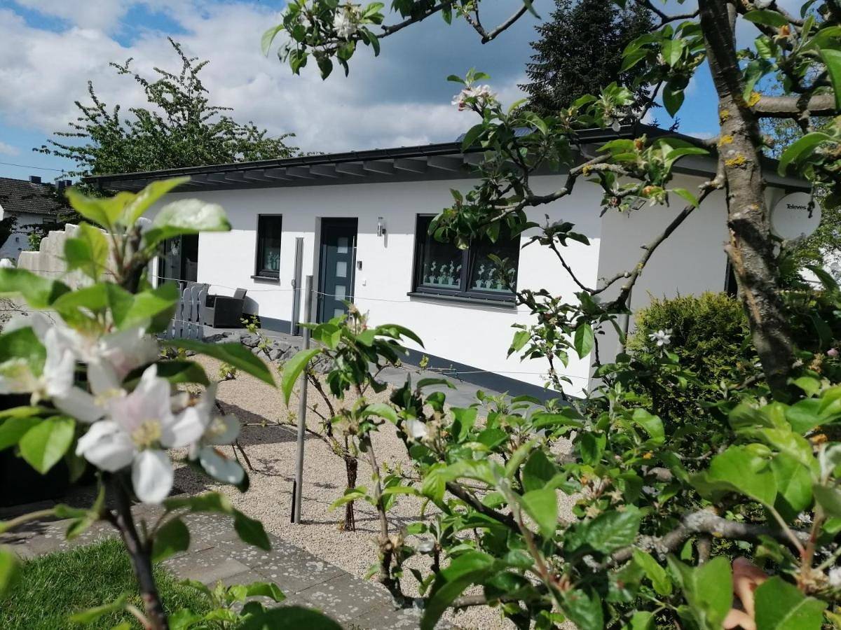Three-Bedroom Apartment in Andernach, Osteifel