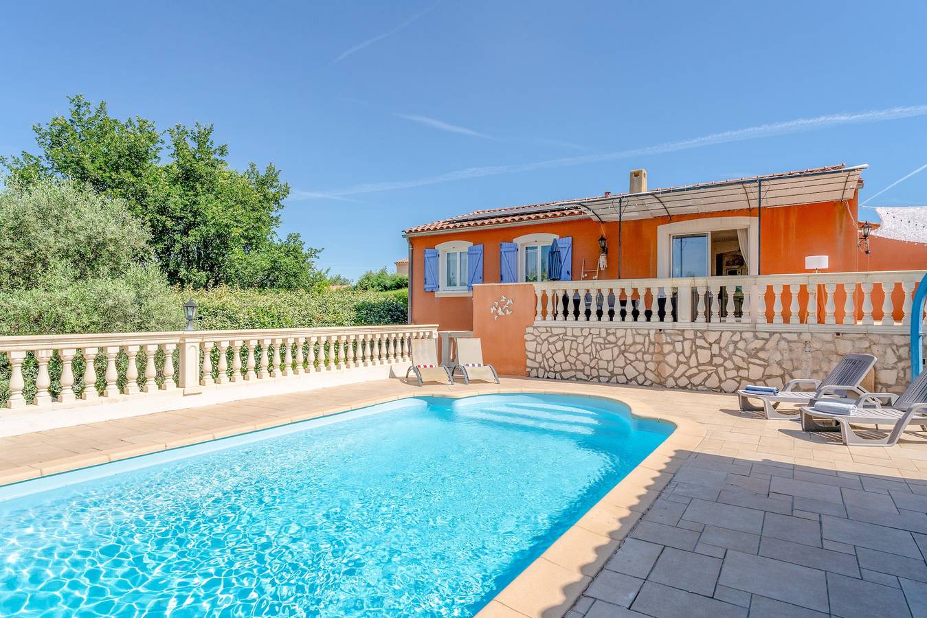Villa « La Ceriseraie » avec vue sur la montagne, Wi-Fi et climatisation in Malaucène, Parc naturel régional du Mont-Ventoux