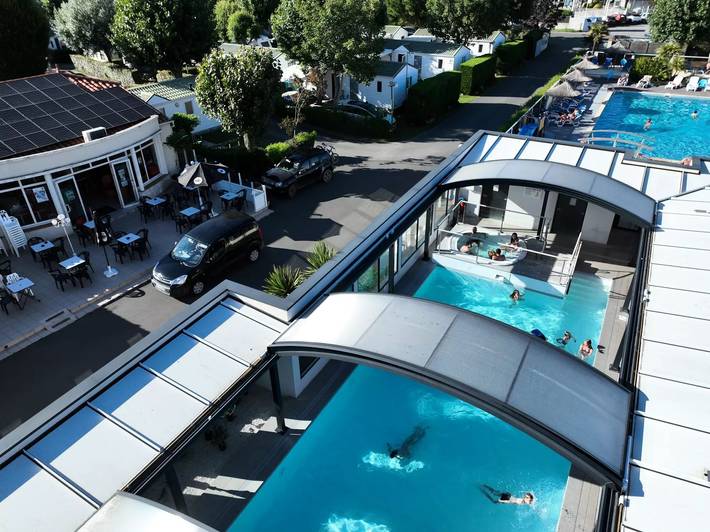 Mobil home pour 2 personnes, avec Terrasse ainsi que Piscine et Sauna à Saint-Jean-de-Monts