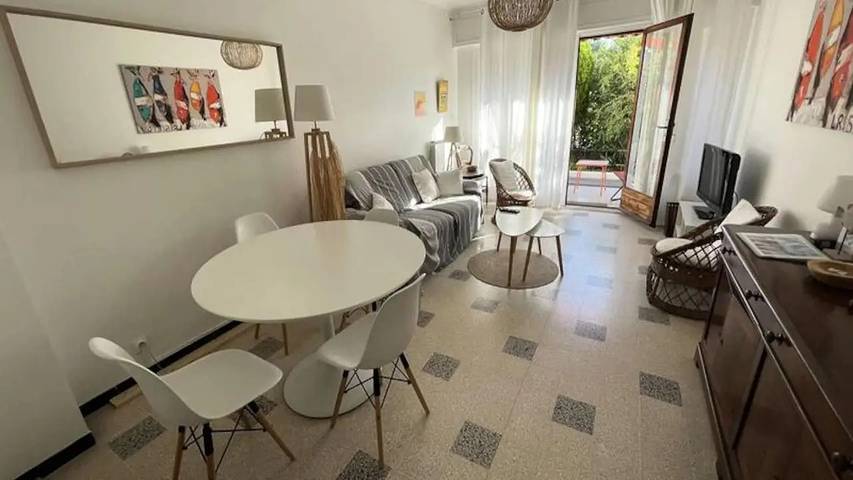 Gîte pour 7 personnes, avec terrasse dans Plage Mar Vivo - 4