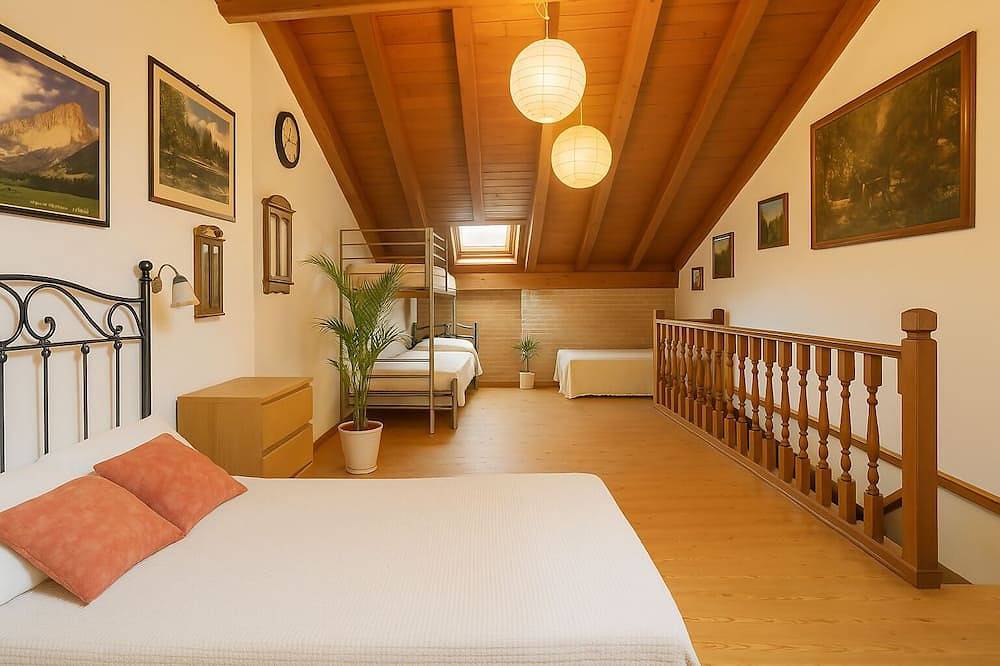 Casa Vacacional Ekilore in Poo de Llanes, Llanes