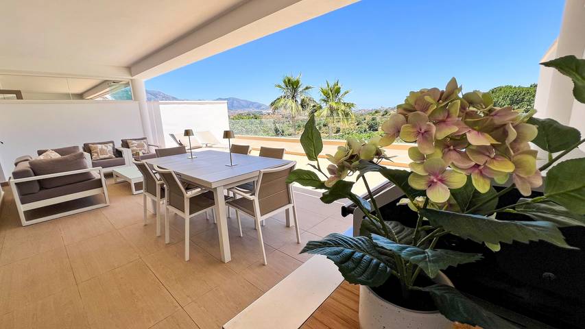 Location de vacances pour 4 personnes, avec Terrasse et Piscine dans La Cala Golf