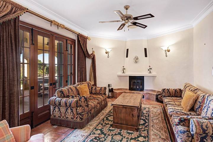 Holiday home for 15 people, with garden in Hunter Valley