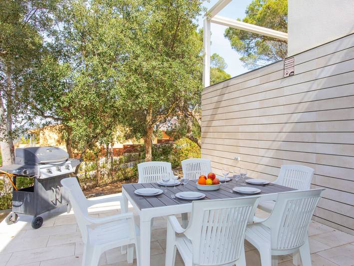 Location de vacances pour 7 personnes, avec terrasse ainsi que vue et jardin à Llafranc - 2