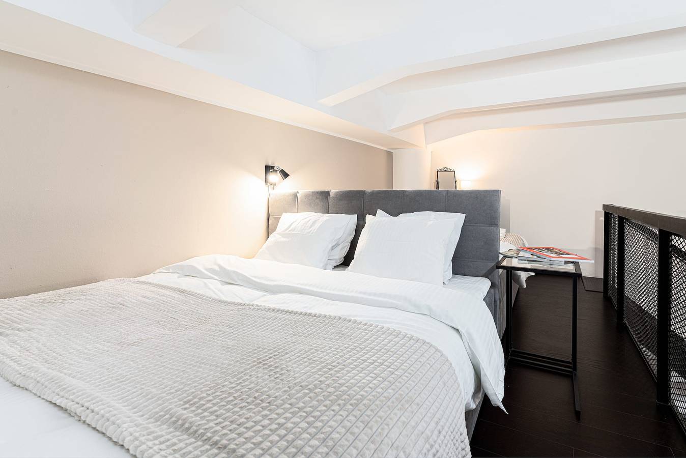 Entire apartment, Urban loft with balcony near center in Prague, Central Bohemia