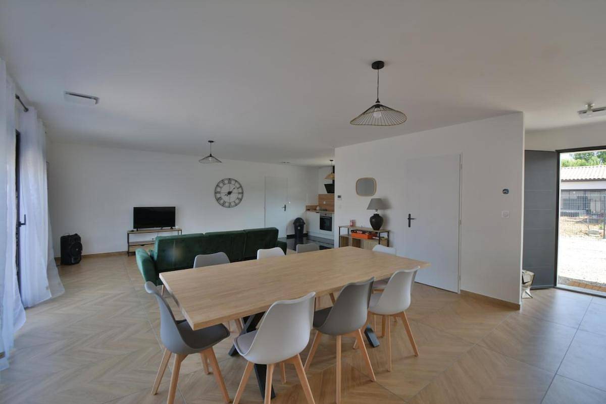 Maison Noé Climatisation individuelle par pièce proche du centre-ville in Ruoms, Ardèche