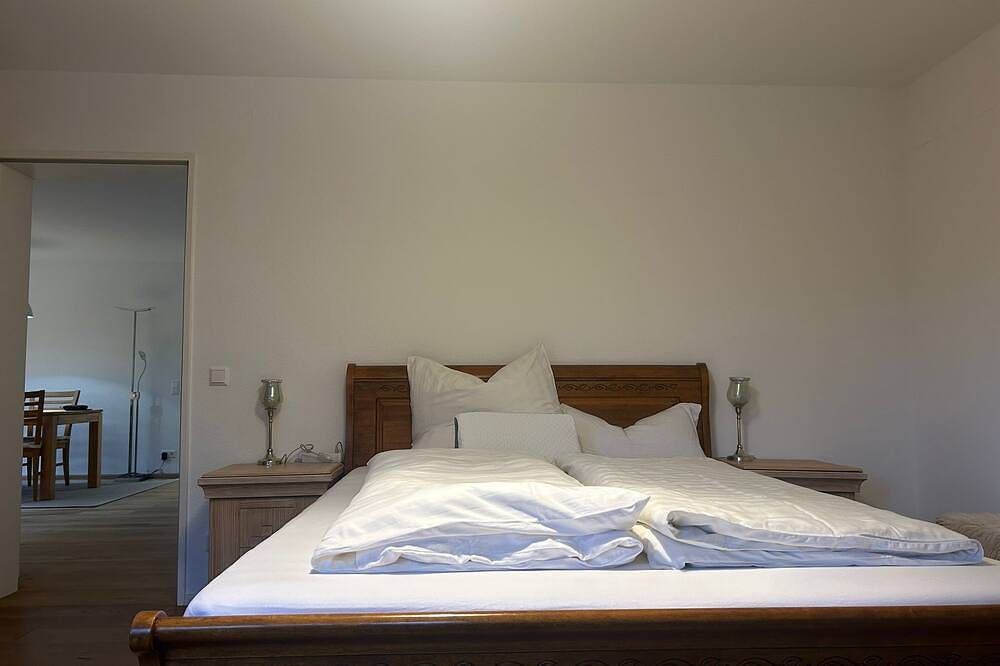 Ganze Wohnung, Schöne Terrassenferienwohnung , 85m² 2 Schlafzimmer und ein großes Wohnzimmer in Waldkirch, Südschwarzwald