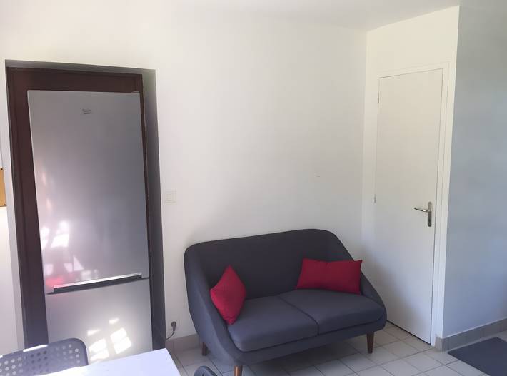 Holiday Home 'Gite Les Rosiers' with Private Garden in Eu, Dieppe region