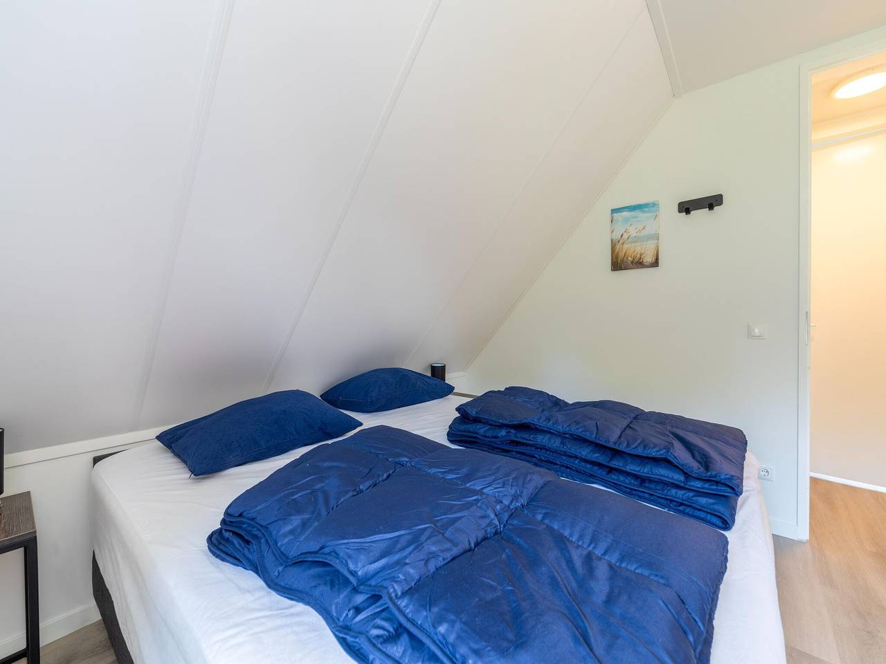 Waterside Retreat Sauna, Tuin en Vissteiger in Bernisse, Nederlandse Noordzeekust