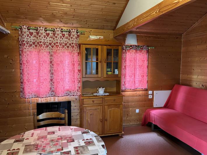 Chalet pour 3 personnes, avec terrasse et jardin dans Massif central - 4