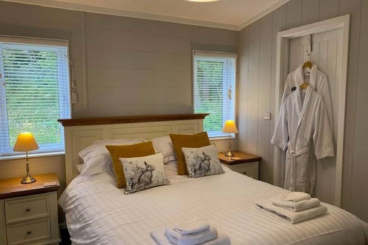 Holiday rental for 4 people, with terrace and hot tub in Selby