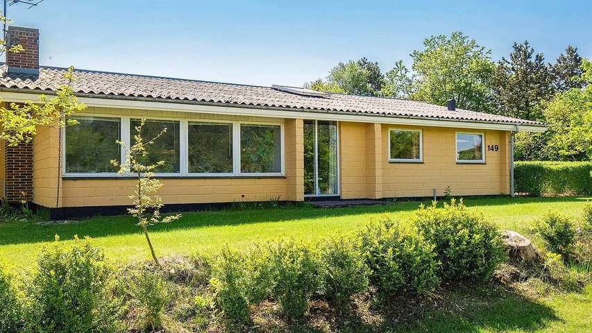Ferienhaus für 7 Personen, mit Sauna und Terrasse in Hvalpsund
