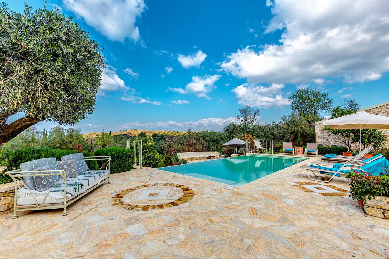 Villa 'Natura' with Sea View, Wi-Fi and Air Conditioning in Corfu