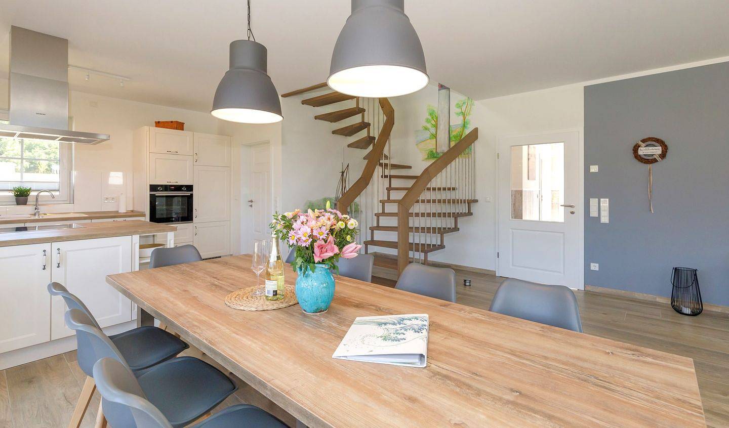 Großzügiges Ferienhaus Küstennest für die große Familie und gute Freunde. in Biendorf, Neubukow-Salzhaff