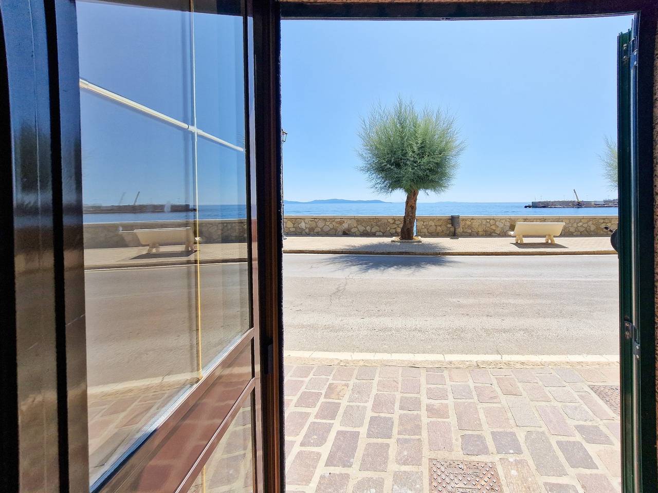 Ganzes Studio, Apartment 'Stefan' mit Meerblick und Klimaanlage in Rio Marina, Elba