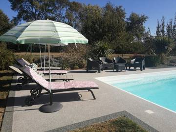 Chambre d’hôte pour 2 personnes, avec piscine ainsi que jardin et jacuzzi dans le Tarn