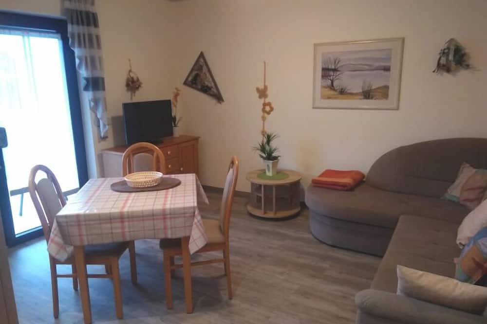 Ganze Wohnung, Gemütliches Feriendomzil (36qm) mit Terrasse in Haundorf, Fränkisches Seenland