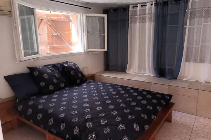 Location de vacances pour 6 personnes, avec jardin et jacuzzi à Alata - 2