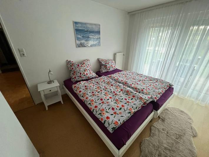 Appartement entier, Appartement « Lerchenglück » avec terrasse privée, jardin commun et Wi-Fi in Lottstetten, Hautes Forêts-Noires