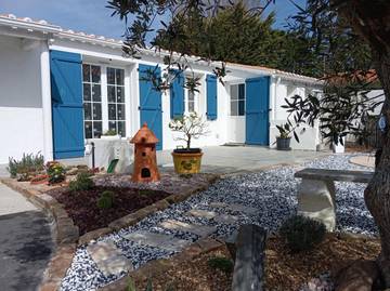 Gîte pour 11 personnes, avec jardin et terrasse dans Le passage du Gois