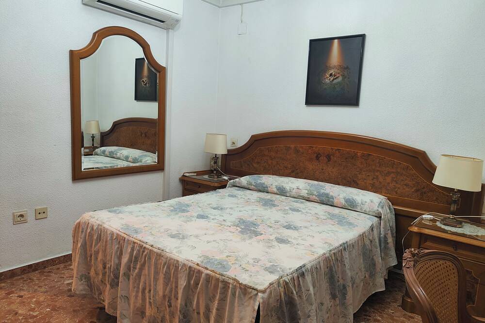 Appartement entier, Ideal apartment for families, 10 minutes from the beach and close to the mountains. in Gandia, Costa de Valencia