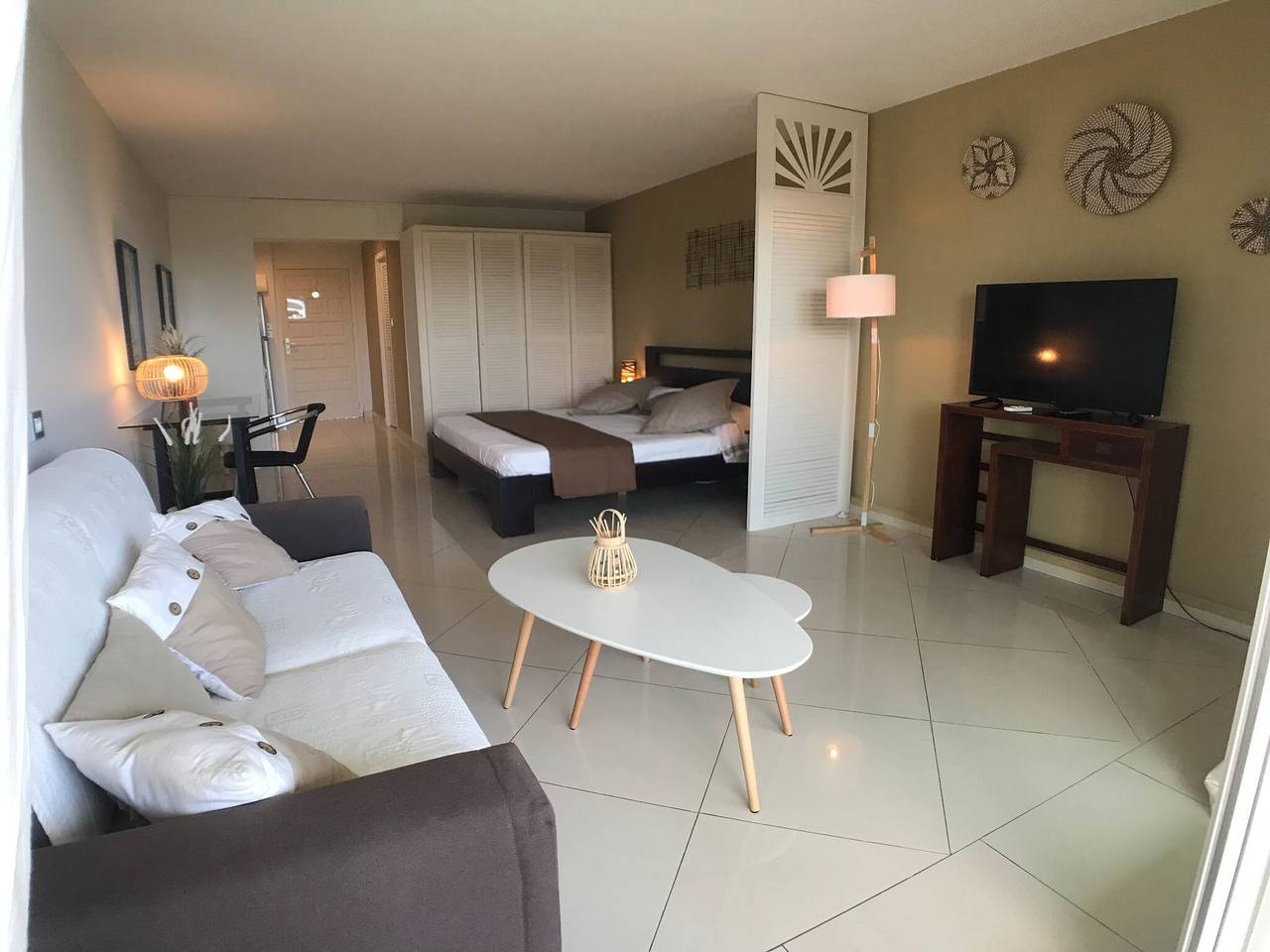 Appartement entier, Saint Martin - Baie Orientale Grand studio vue océan avec piscine 4309 in Saint Martin