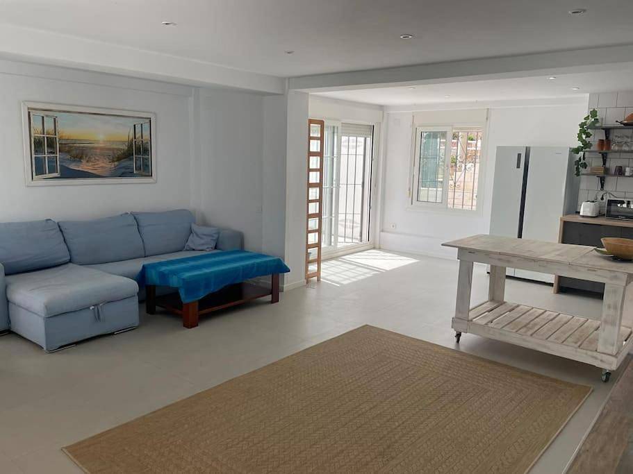 Casa amplia y luminosa a 5 minutos de la playa in Playa El Bombo, Mijas