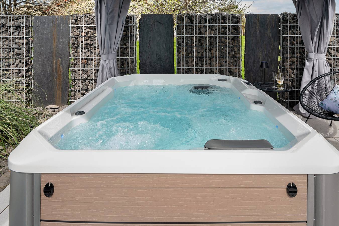 Ganze Wohnung, Eifelturmsuite Außergewöhnlich übernachten im exklusiven Wasserturm mit privatem Wellnessbereich in Eifelkreis Bitburg-Prüm