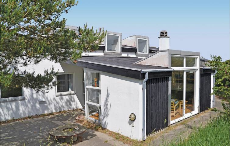 Ferienhaus für 10 Personen, mit Terrasse und Whirlpool sowie Pool und Sauna in Kjul Strand