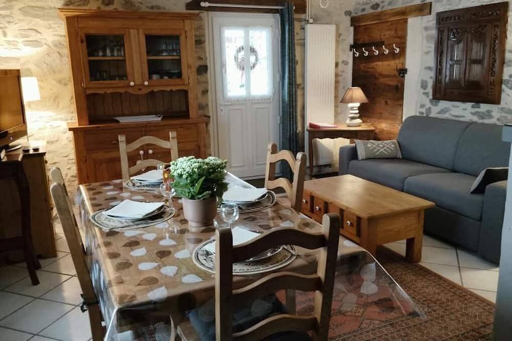 Les Clarines De Mont-dessous in Ugine, Albertville region