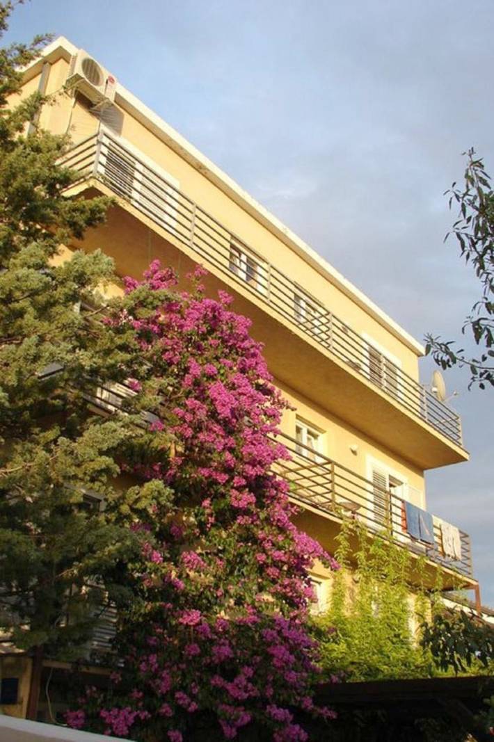 B&b per 2 persone, con panorama e giardino, con animali domestici a Zara