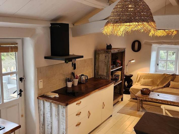 Location de vacances pour 2 personnes, avec vue et jardin à Saint-Germain-de-Calberte - 3