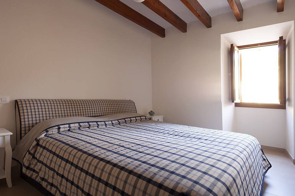 Casa familiar tradicional totalmente reformada con piscina en Pórtol in Portol, Marrachí