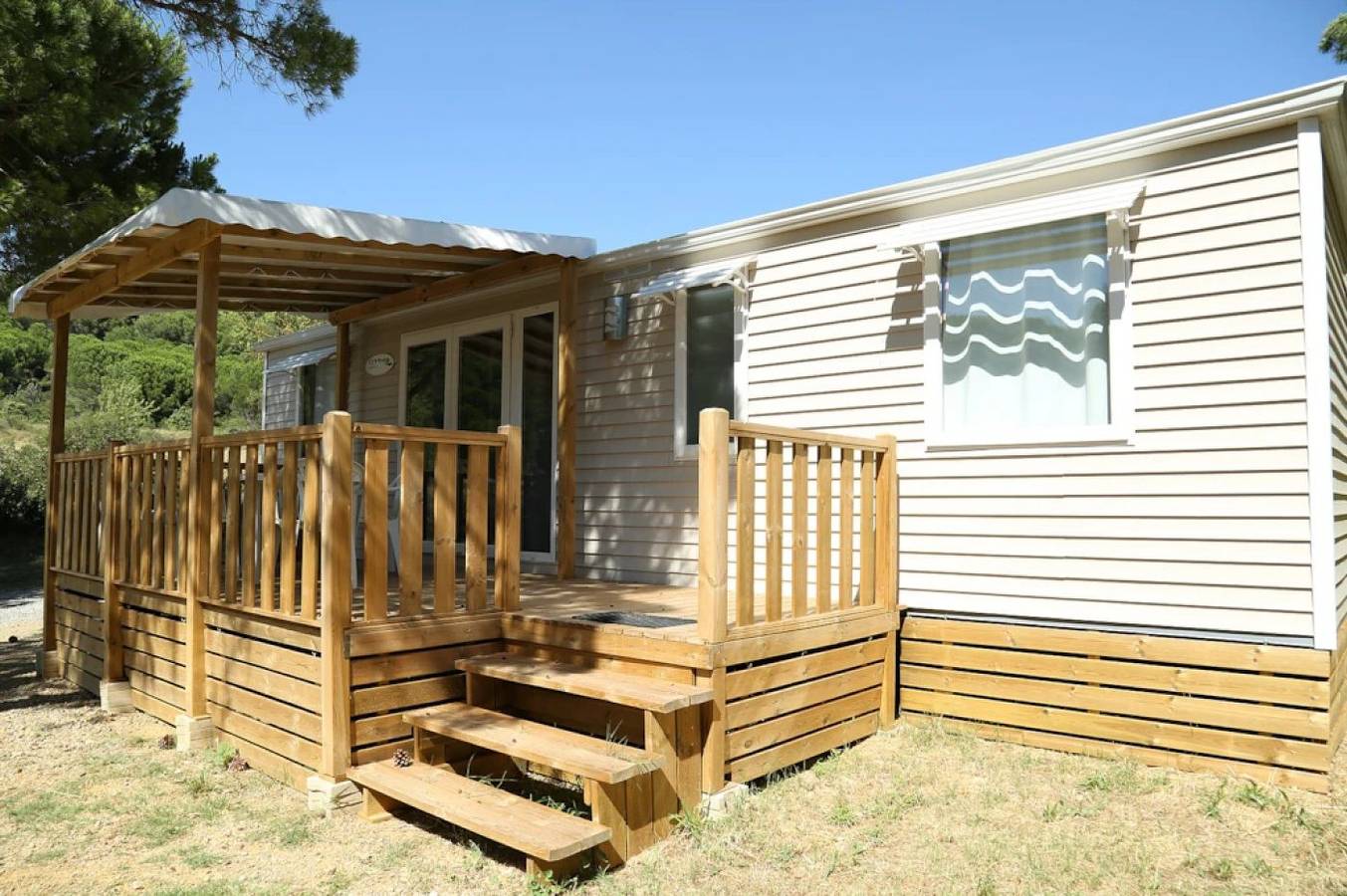 Camping 3 étoiles - Piscine  - ccbaheh in Bizanet, Region de Narbonne