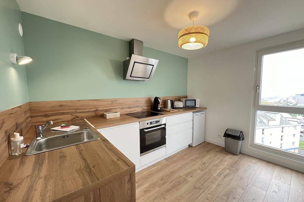 Ganze Wohnung, L'Escale Calaisienne-Apartment-Ensuite Bad-Blick zur Meerseite in Calais, Calais und Umgebung