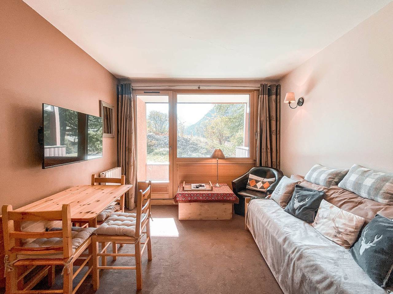 Appartamento intero, Quiet 2-room apartment, 6 people, garage, Val d'Isère in Val-d'Isère, Massiccio del Ruitor