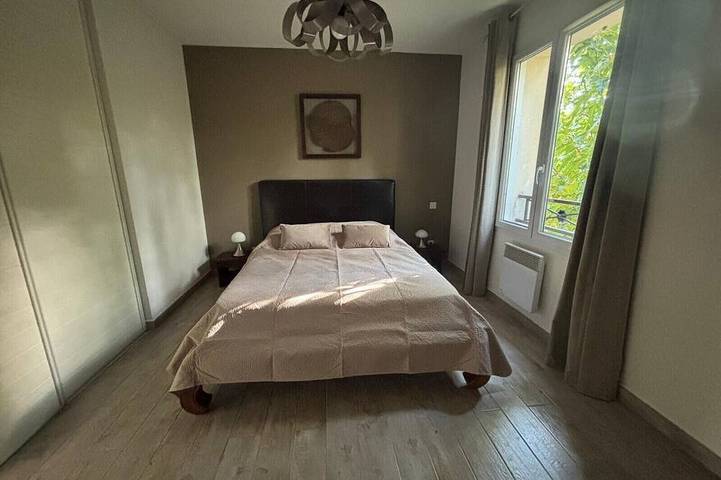 Location de vacances pour 6 personnes, avec terrasse et jardin à Jonquerettes - 4