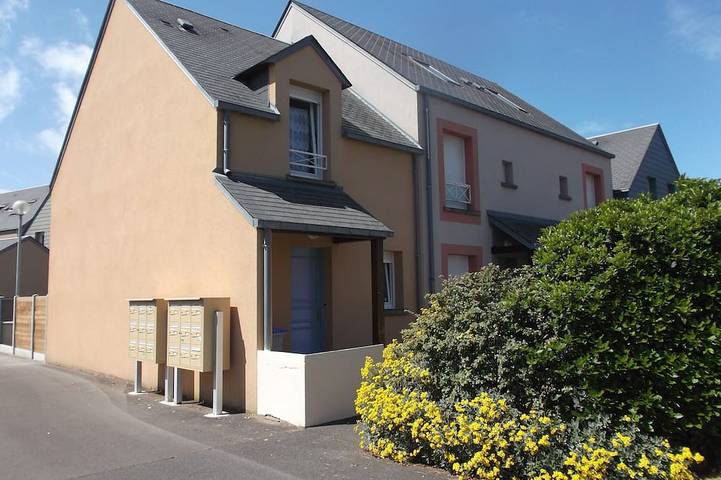 Location de vacances pour 5 personnes, avec terrasse et jardin, animaux acceptés dans Kairon Plage