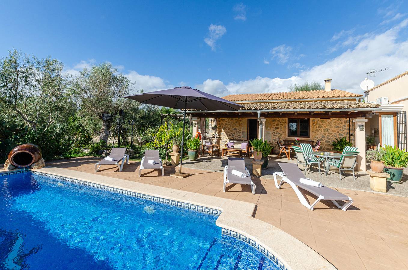 Yourhouse Ermita in Inca, Majorca Center