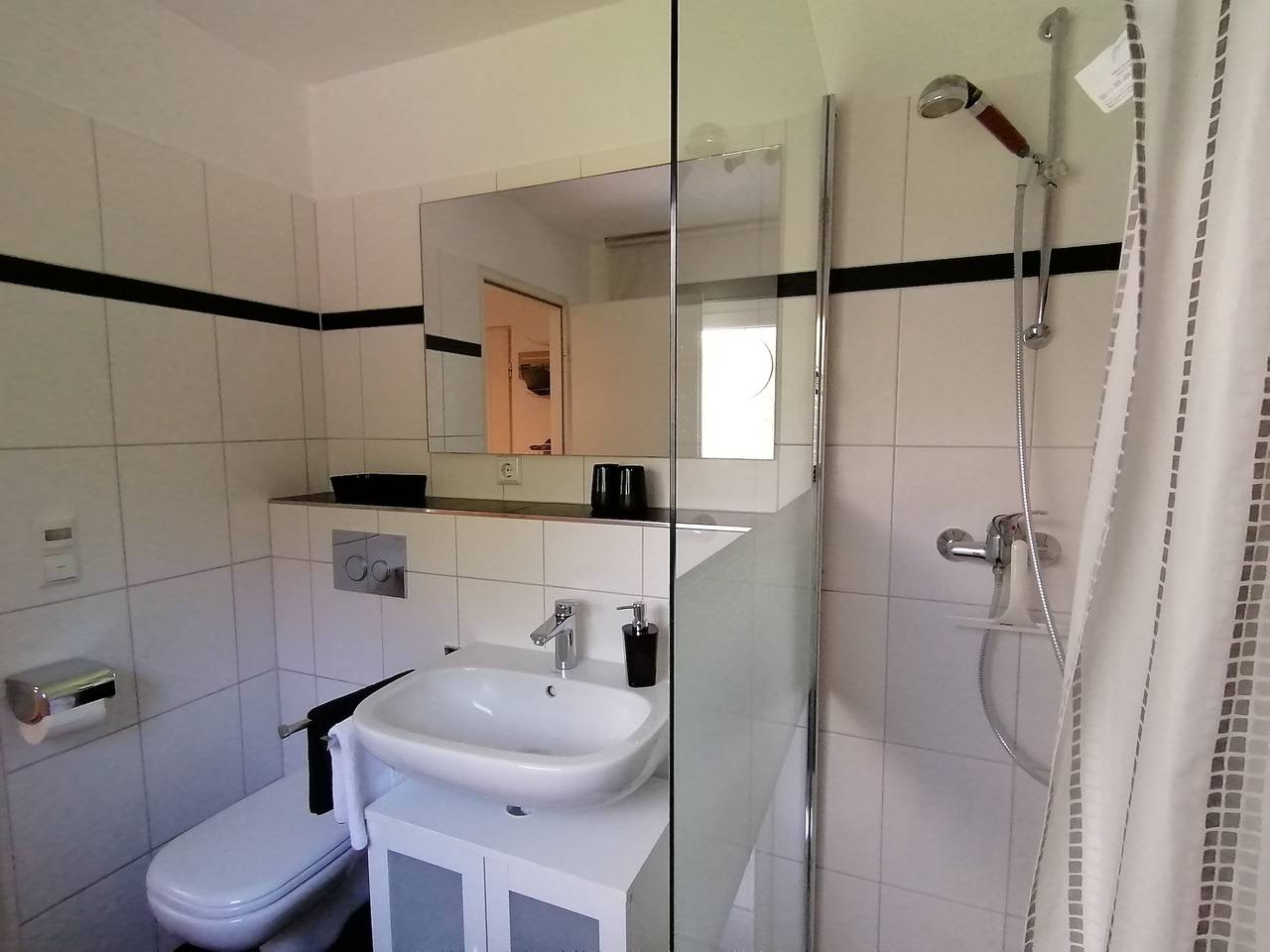 Appartement '1' met privéterras, gedeelde tuin en Wi-Fi, foto 13